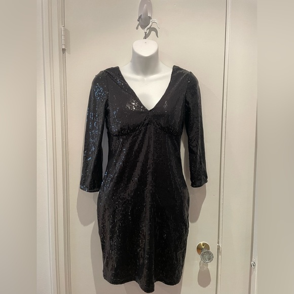 Forever 21 Black Sequin dress - Picture 1 of 3